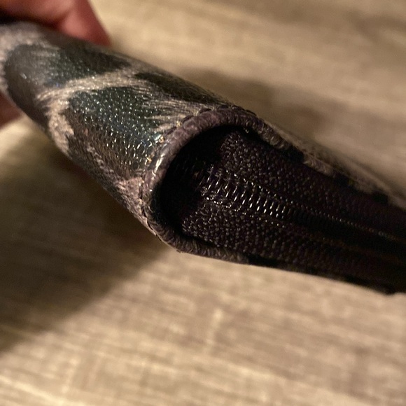 🖤 KATE SPADE Grey Leopard Zip Around Wallet - Picture 7 of 12